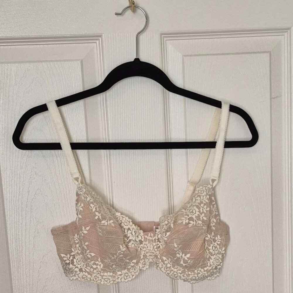 Wacoal Lace Underwire Bra 36D